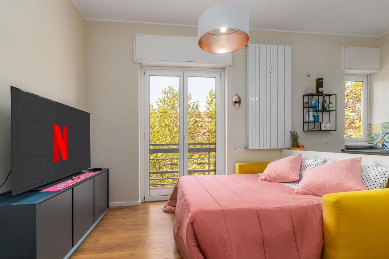 Maiolica Apartment - Free Parking And Great Connection To Linate And Duomo Милан Экстерьер фото