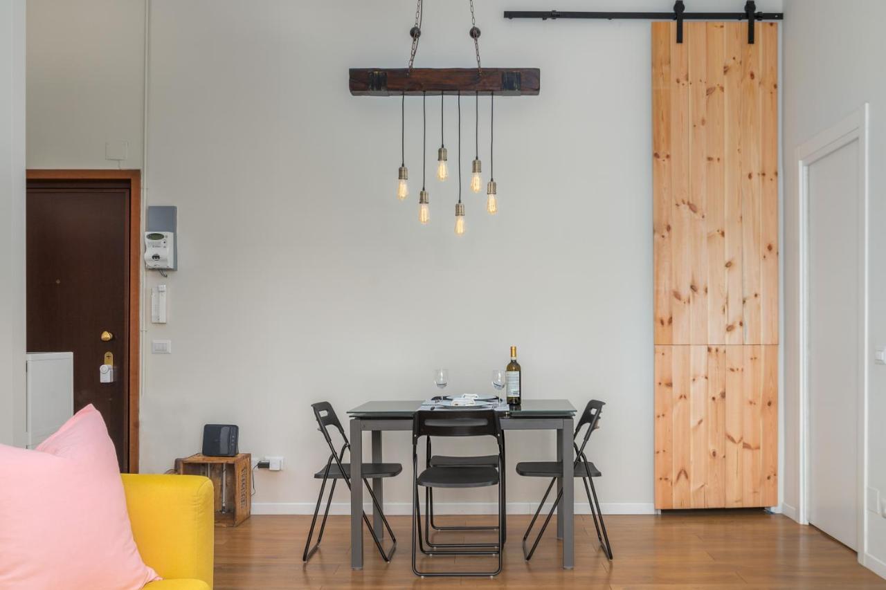 Maiolica Apartment - Free Parking And Great Connection To Linate And Duomo Милан Экстерьер фото